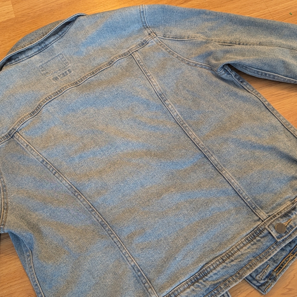 Universal Thread Light Blue Jean Jacket - Picture 3 of 4